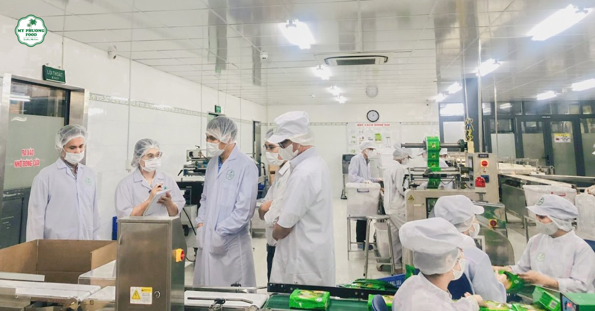 Cuoc_trao_doi_giua_doi_ngu_san_xuat_va_danh_gia_vien_cua_BSI_ve_chat_luong_san_pham