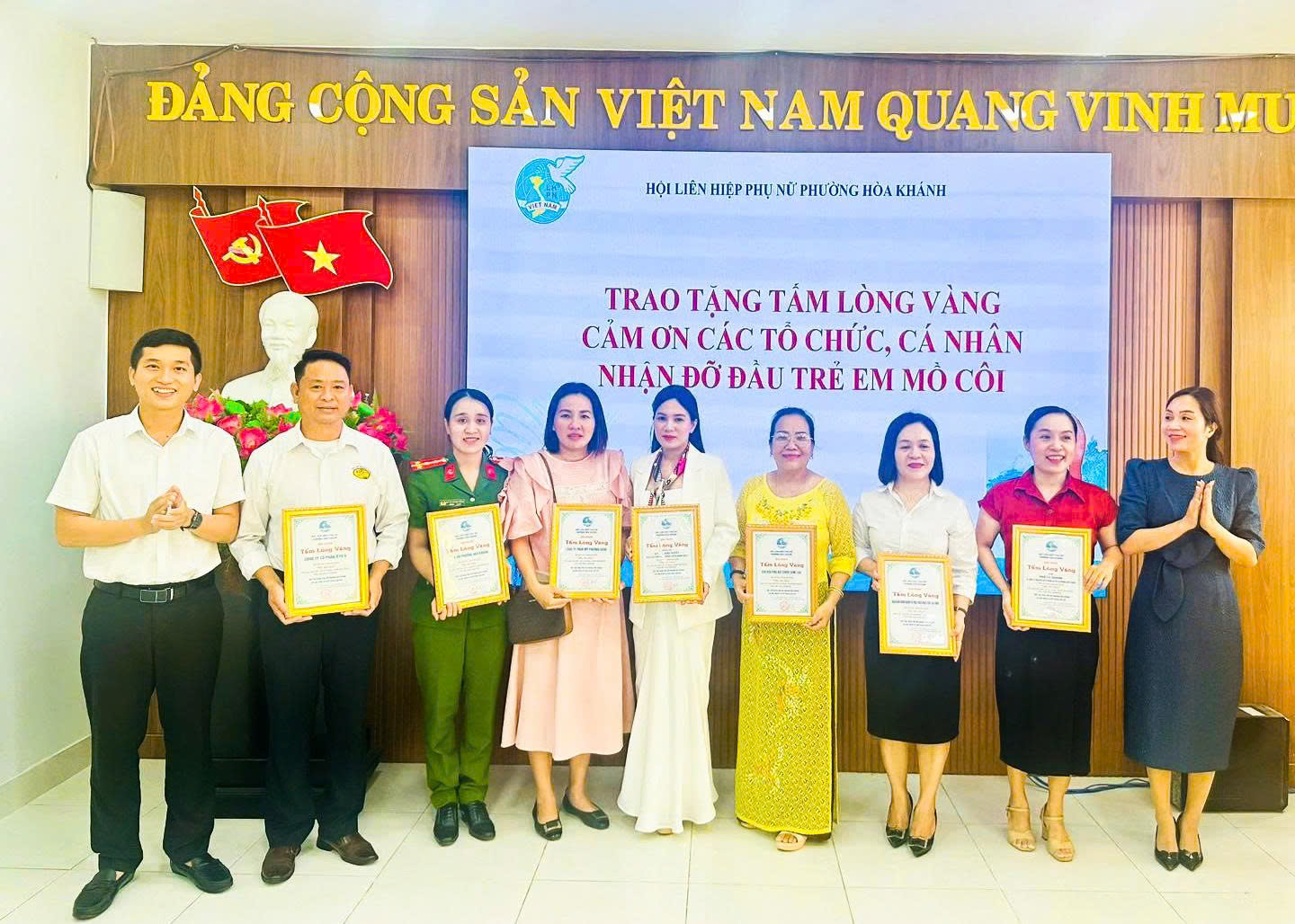 banh-dua-nuong-my-phuong-food-dac-san-da-nang-vinh-du-nhan-thu-cam-on-cua-hoi-lhpn-phuong-hoa-khanh